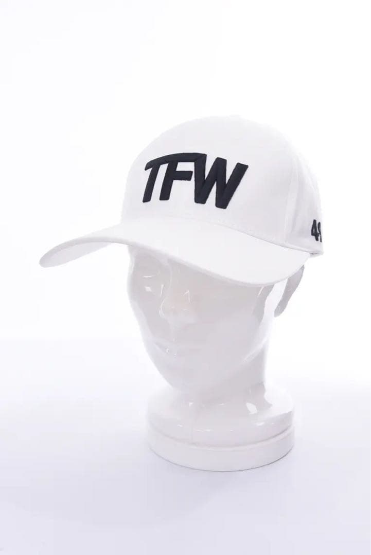 新品タグ付き⭐️unisex TFW49⭐️2025NEW⭐️キャップ　ホワイト