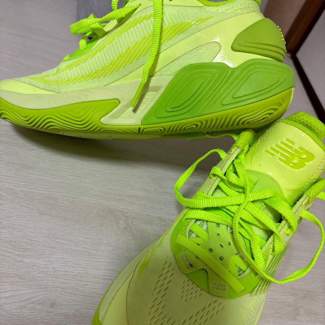 NewBalanceバスケットボールシューズ 24cm