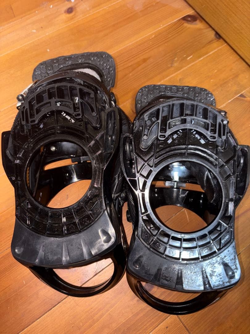 Burton バートン CO2 ビンディング