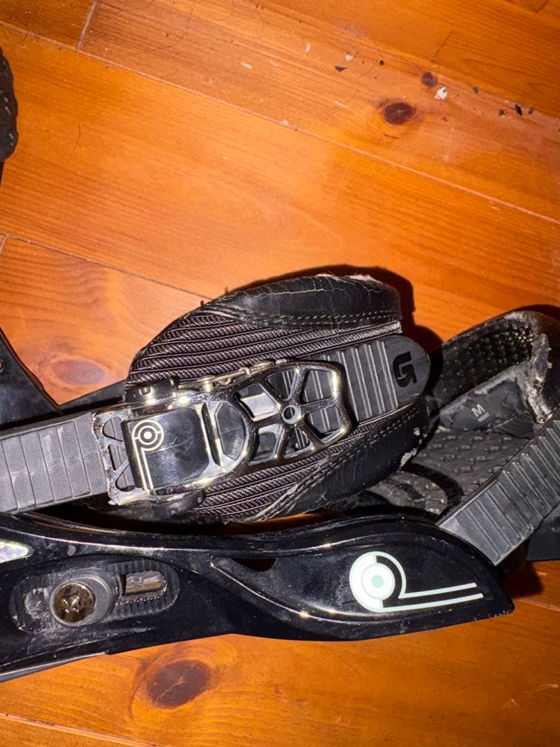 Burton バートン CO2 ビンディング