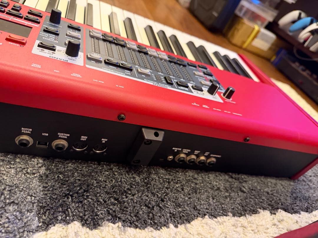 Clavia Nord Electro 6 HP 73 ケース付