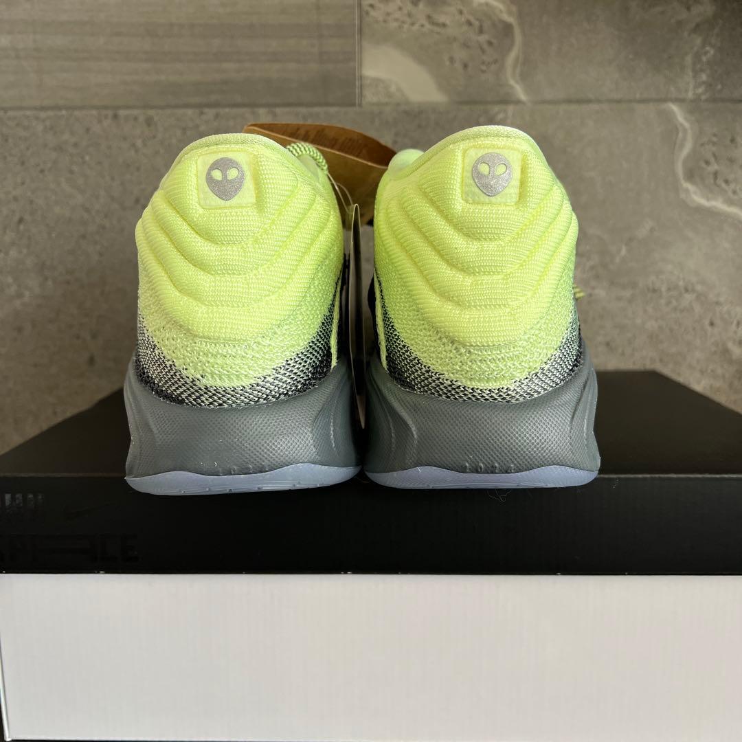 【新品未使用】　NIKEバスケットシューズ　28.5cm