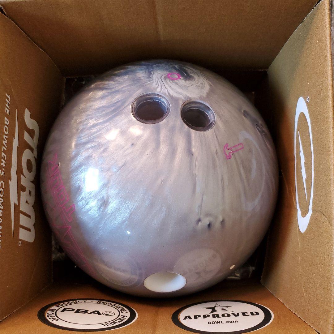Envy Tour Pearl エンヴィーツアーパール ボウリングボール
