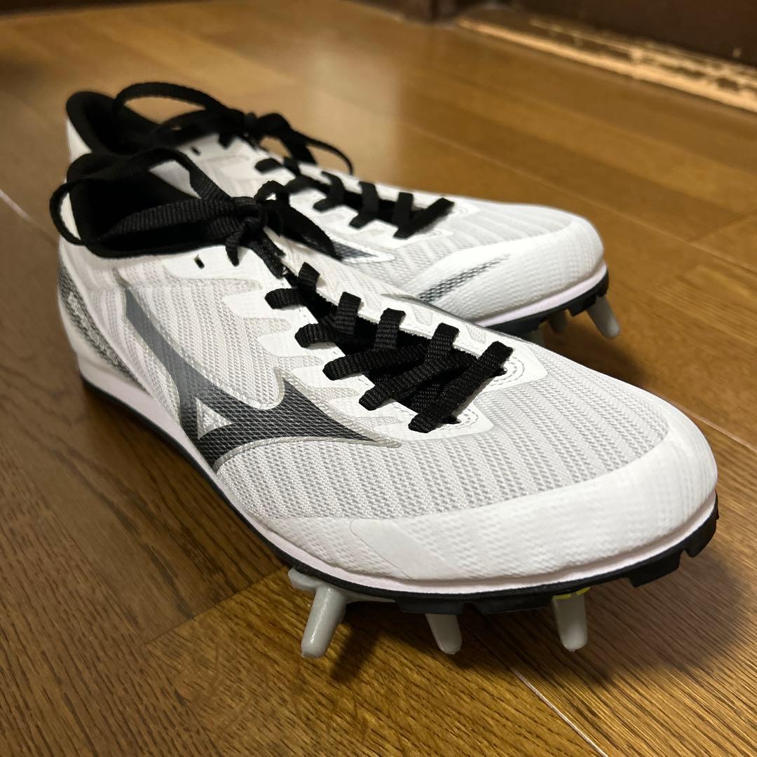 25㎝　ピン付きMizuno スパイク・シューズ ホワイト/ブラック