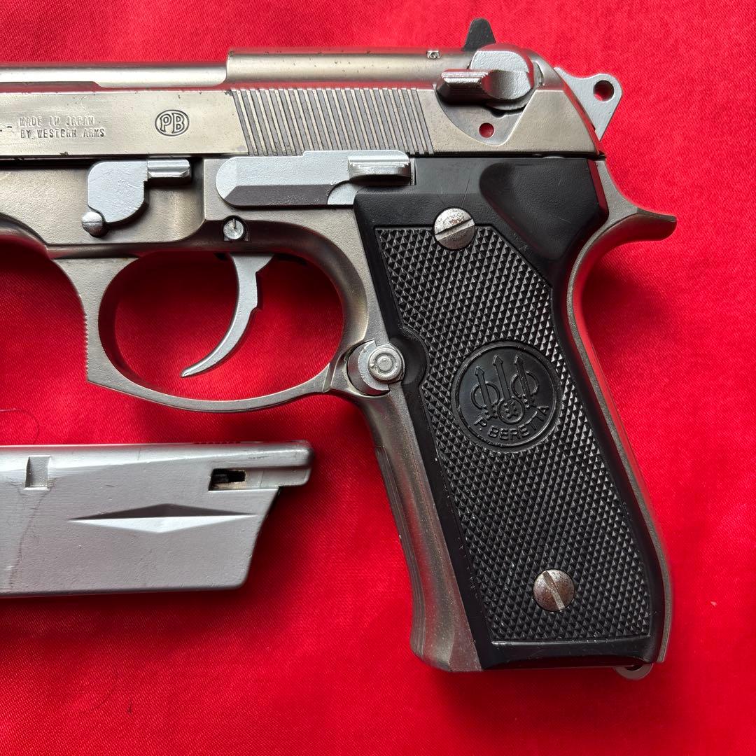 WA ベレッタM92FS INOX シルバーガスブローバックガン