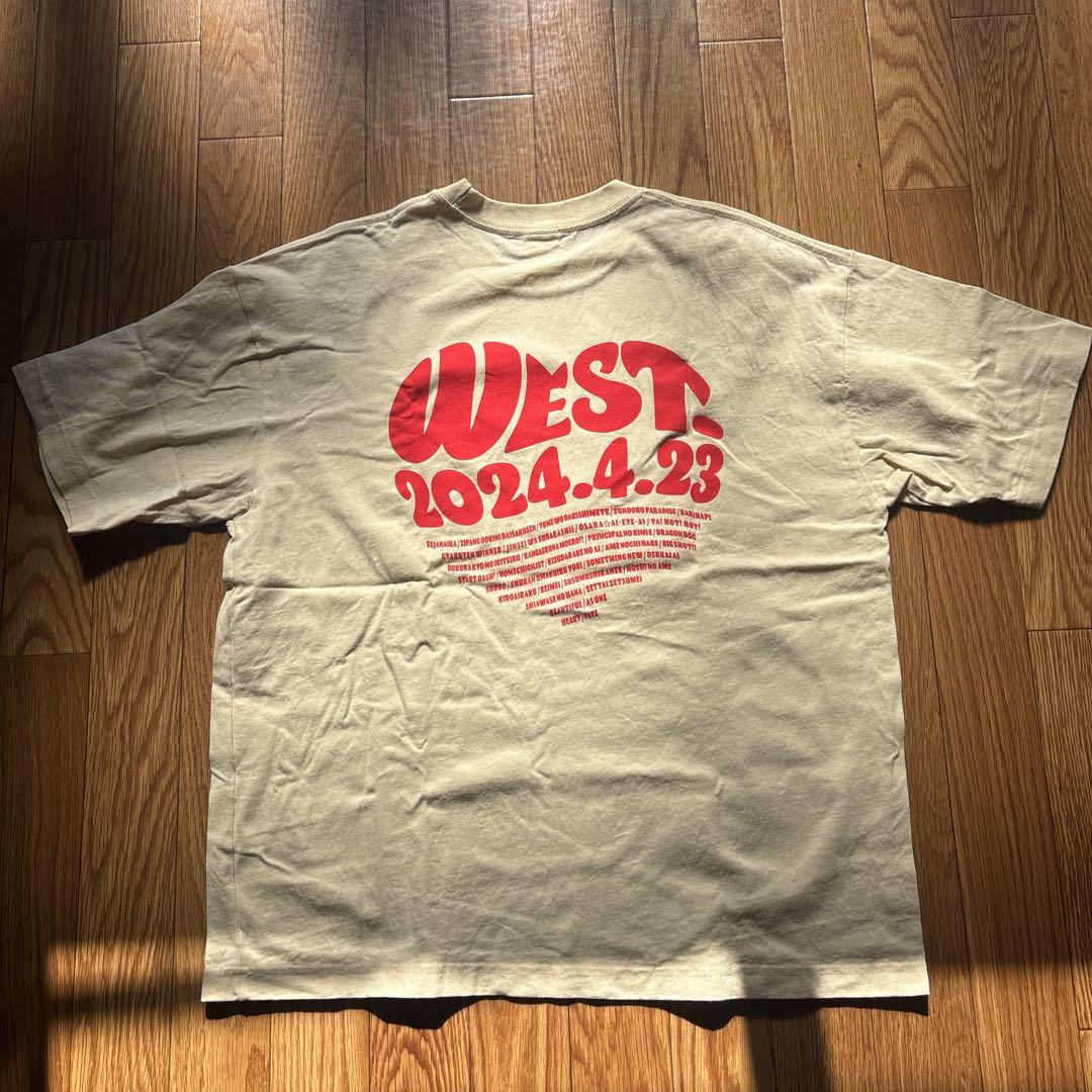 ジャニーズWEST WEST. グッズ まとめ売り Tシャツ カレンダー 雑誌