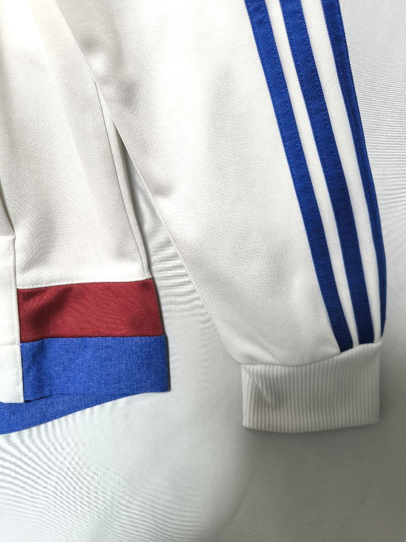 【訳あり】adidas Chelsea FC アンセムジャケットMワッペン　白赤