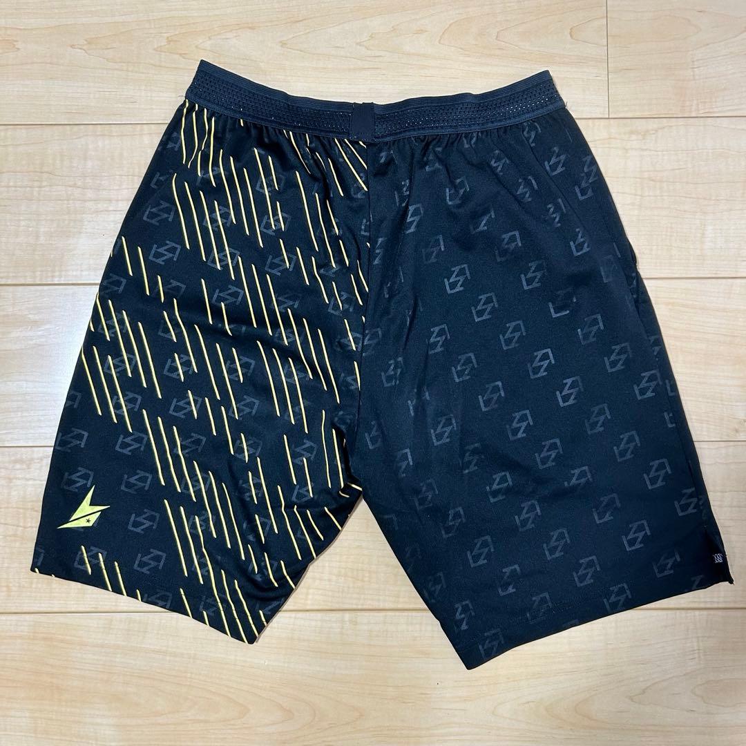 希少✨YONEX ゲームパンツ　リンダン モデル　ブラック　サイズＬ