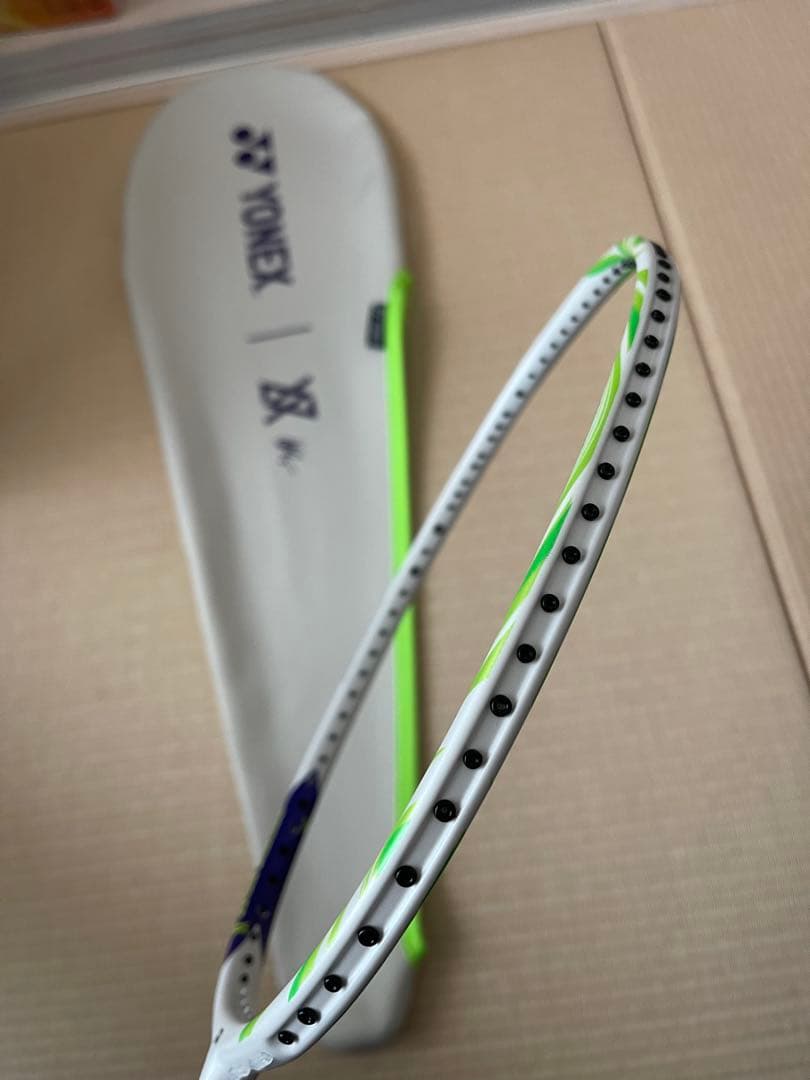 YONEX ASTROX 100ZZ VA 4U5 バドミントンラケット
