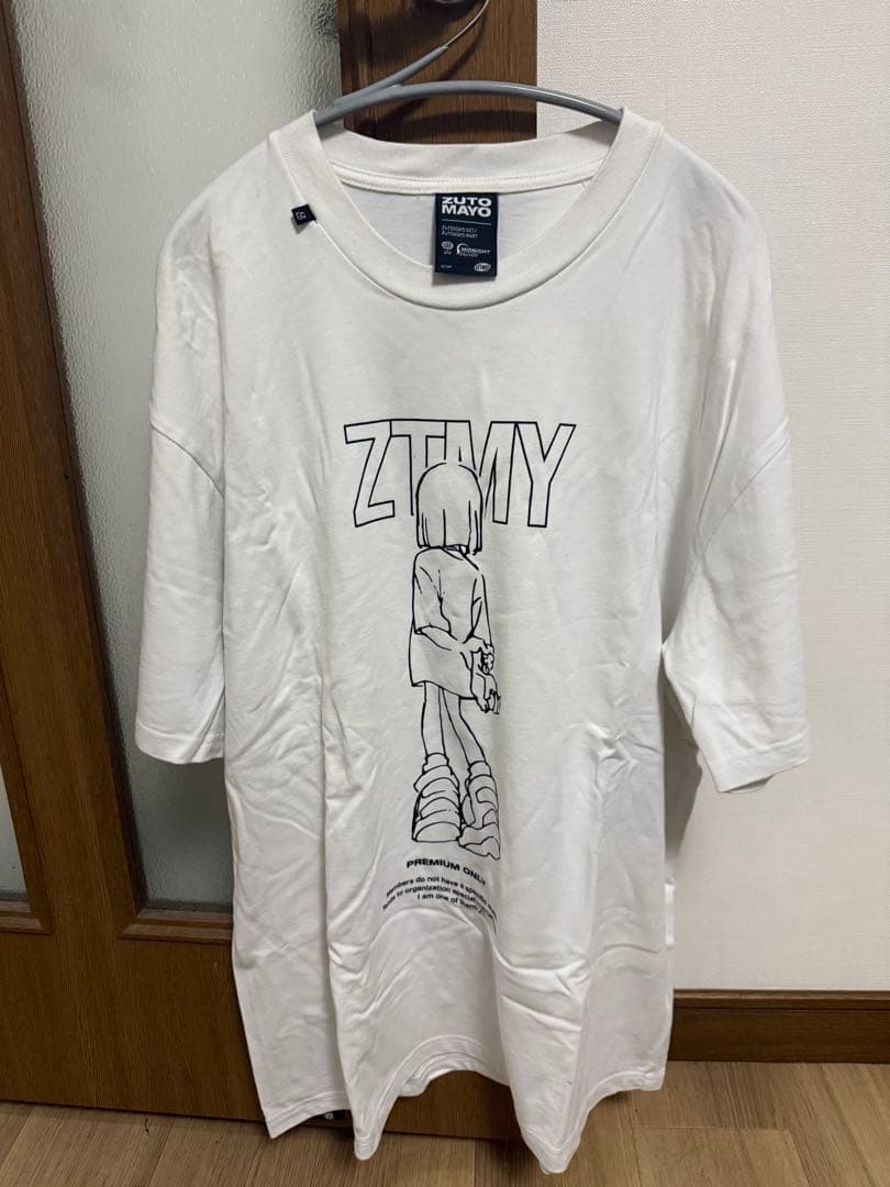 ずっと真夜中でいいのに。にらちゃんTシャツ　 ホワイト ブラック 2色セット