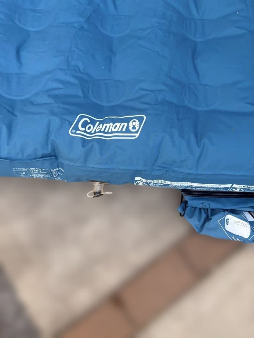 Coleman エアマットと電動ポンプ