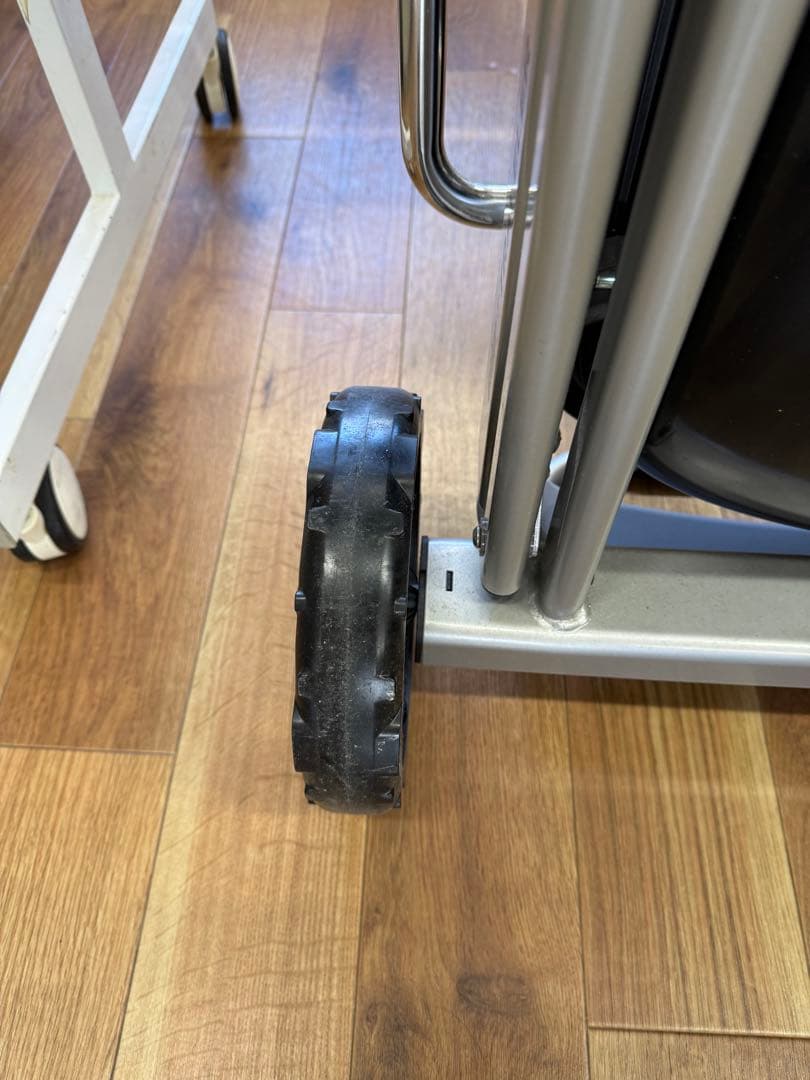 TRAVELER 折りたたみ式バーベキューコンロ 黒