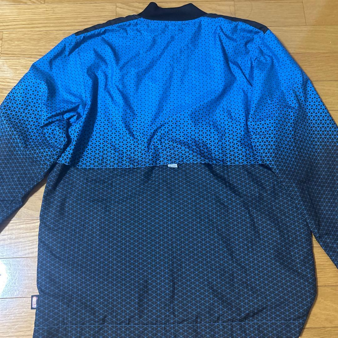 ウェア akku