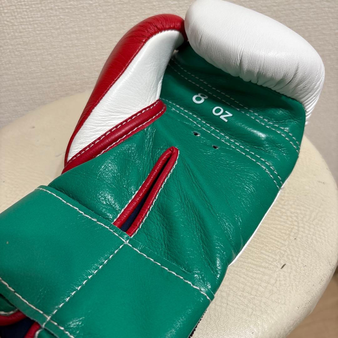 Winning ボクシンググローブ 8 oz 白/赤/緑【両手甲ネームプリント】