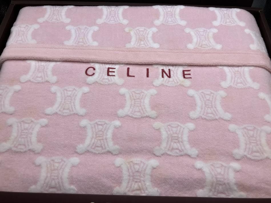 【未使用】　CELINE 綿毛布　140×200㎝　ピンク