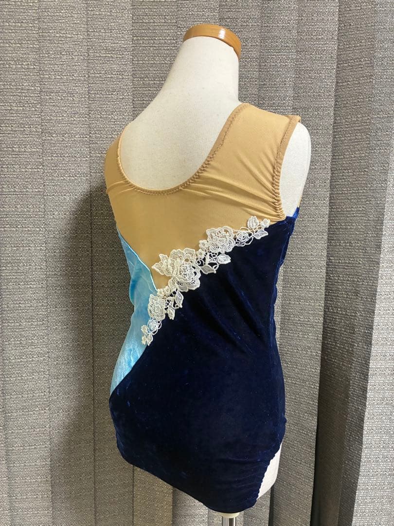 バトントワリング衣装　135cm