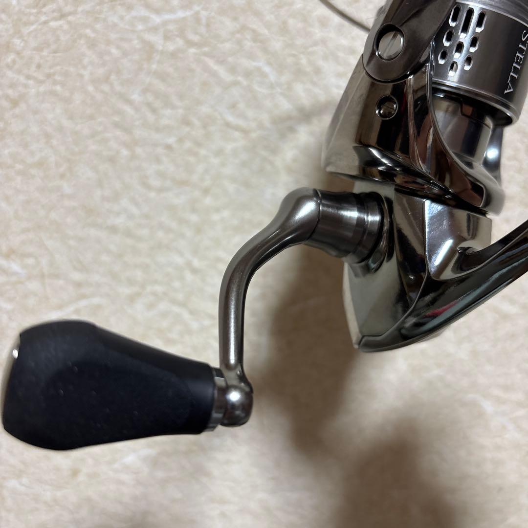 【極美品】シマノ 18ステラC2000SHG早い者勝ち