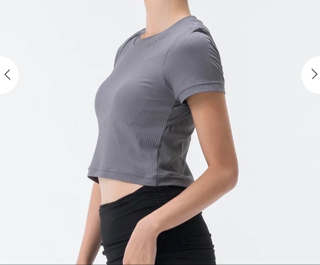 【SUKALA】カップ付きバックベントTee チャコール Lサイズ