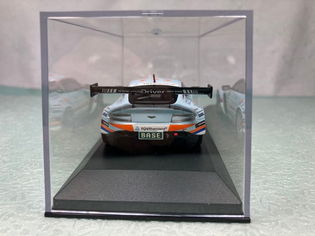 ミニチャンプスAston Martin V12 GT3 2012年300台限定