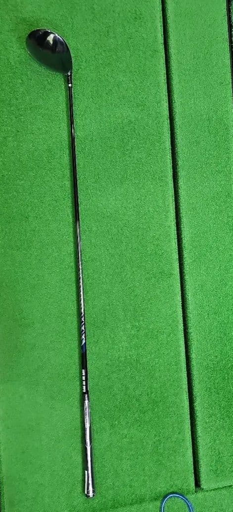 マジェスティー ドライバーブラック 10.5度 カーボンシャフト