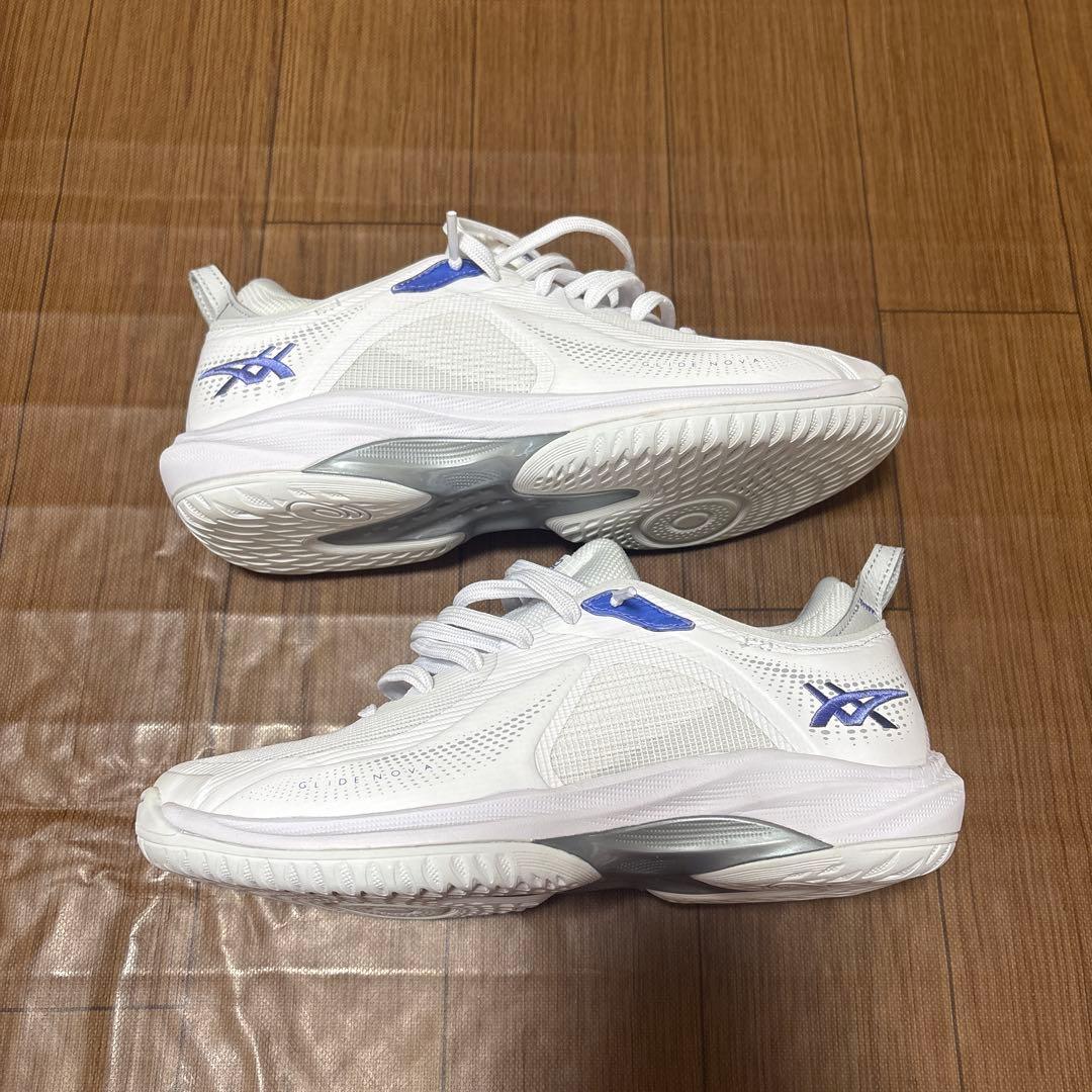 ASICS GLIDE NOVA FF 4 ホワイト/ブルー 24cm 半額