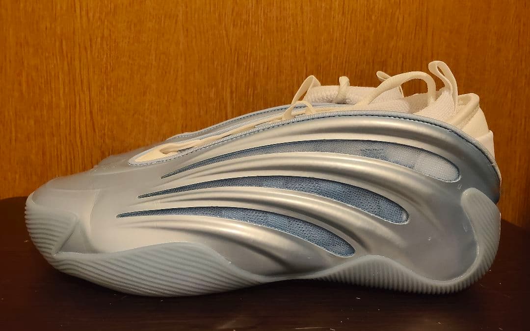 シューズ(女性用) Adidas Harden Volume 9