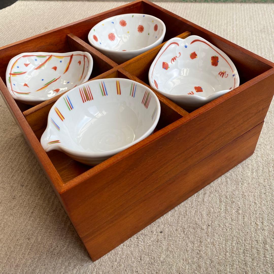 陶器製食器セット 8個 木製ボックス付き