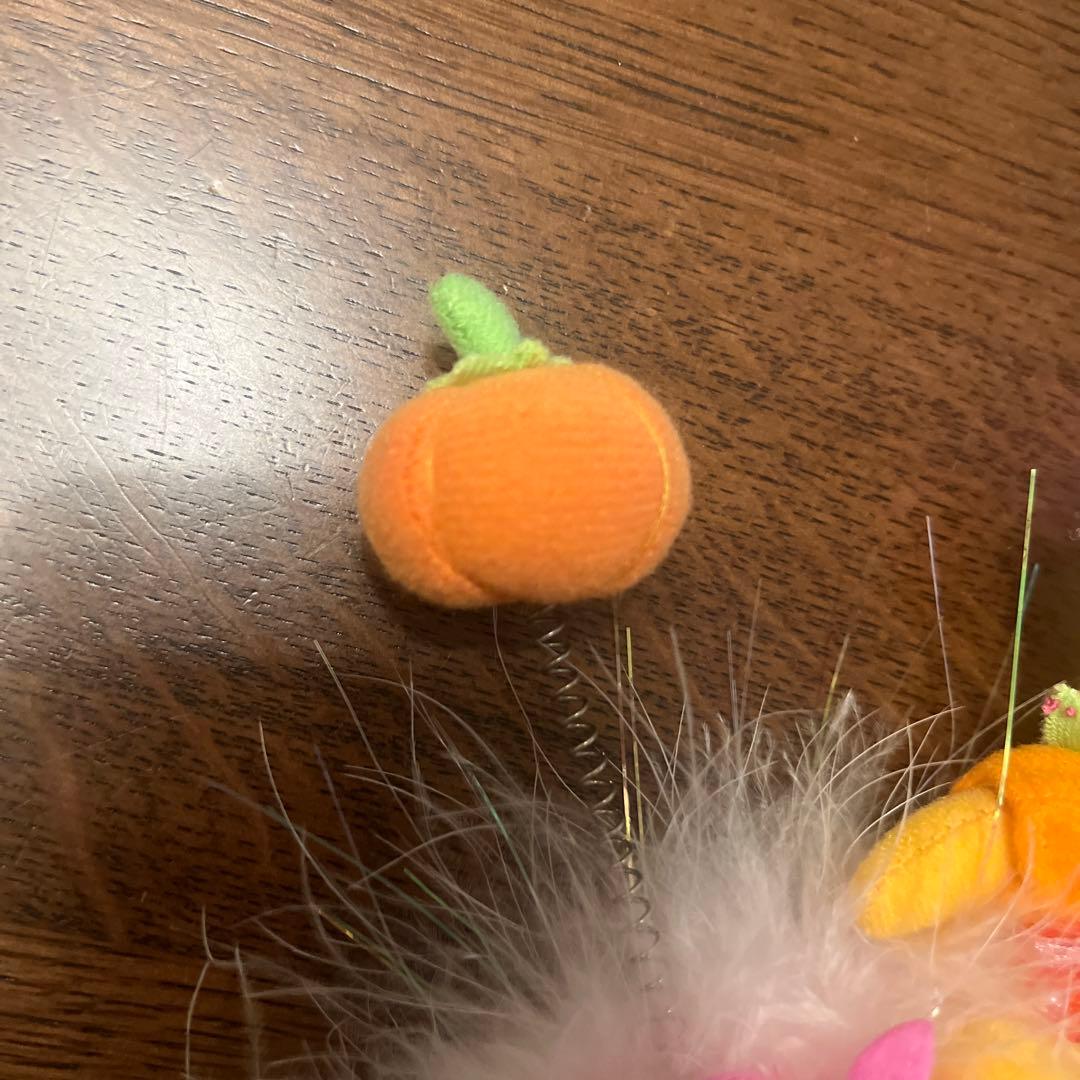 ディズニー　カチューシャ　プーさん　ハロウィン　パンプキン　キャンディ　フェザー