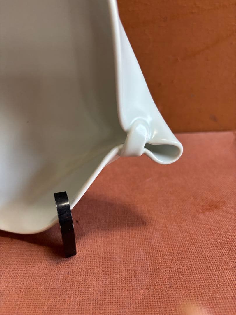 唐津中里隆作青白磁貝形七寸高台鉢　検種子島　南蛮焼　無庵