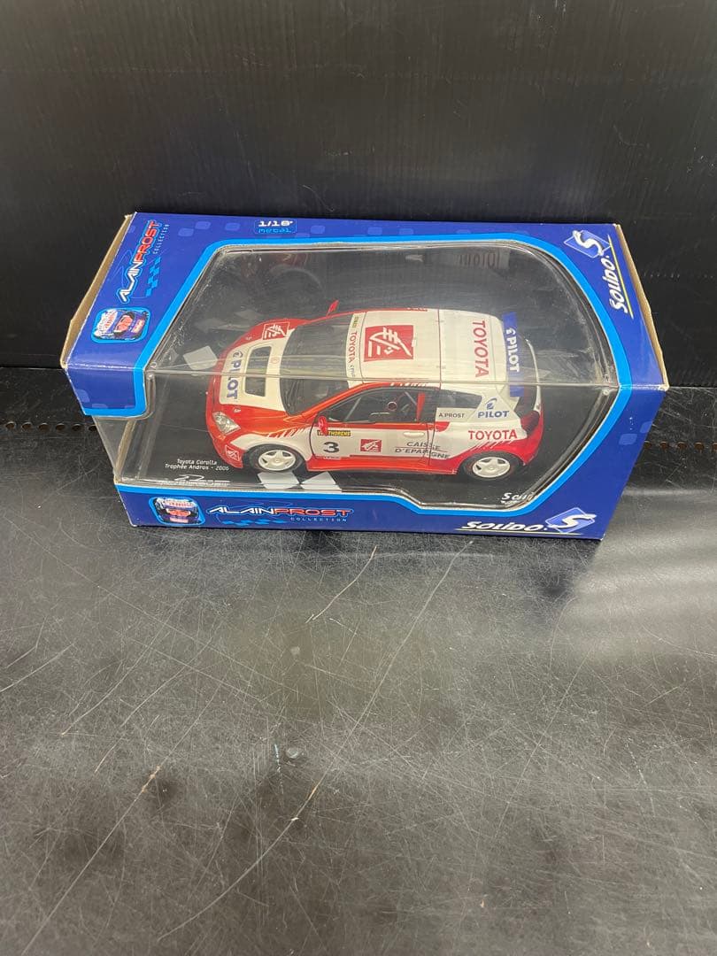ソリド 1/18 トヨタ カローラ SOLIDO ミニカー　pilot