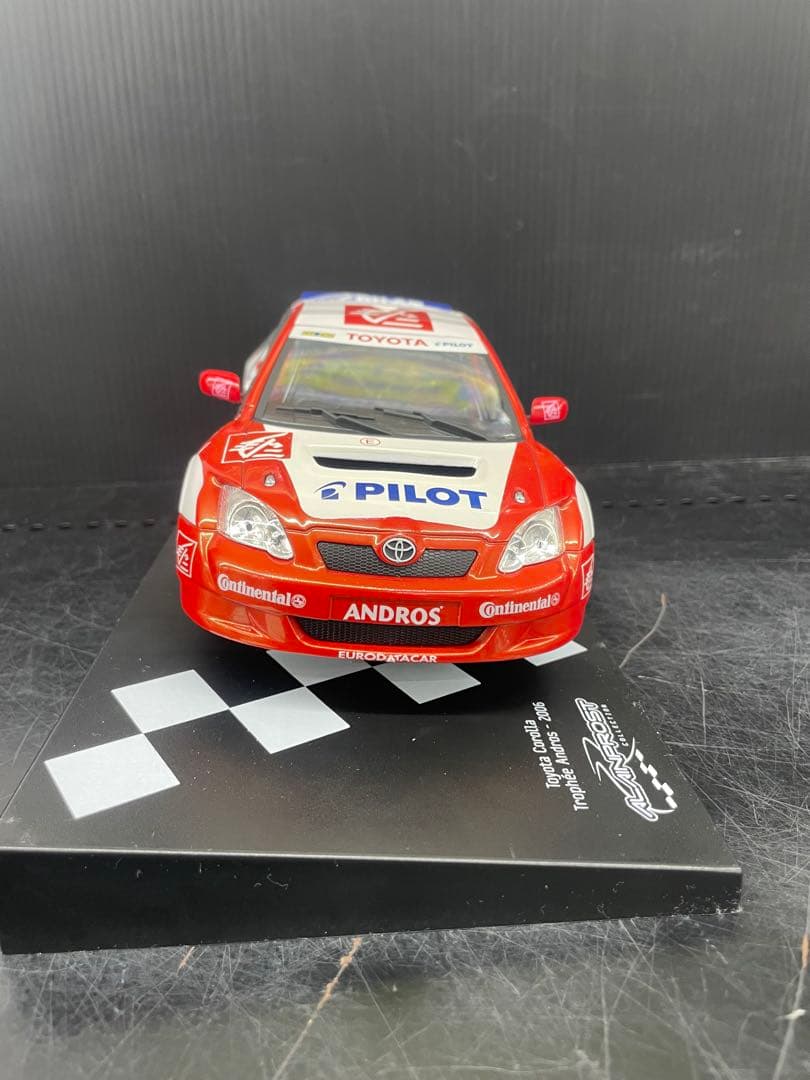 ソリド 1/18 トヨタ カローラ SOLIDO ミニカー　pilot