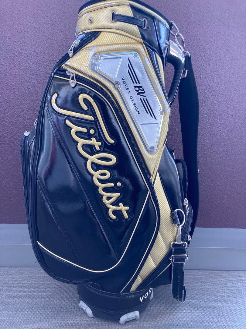 Titleist タイトリスト　キャディバッグ 黒/金