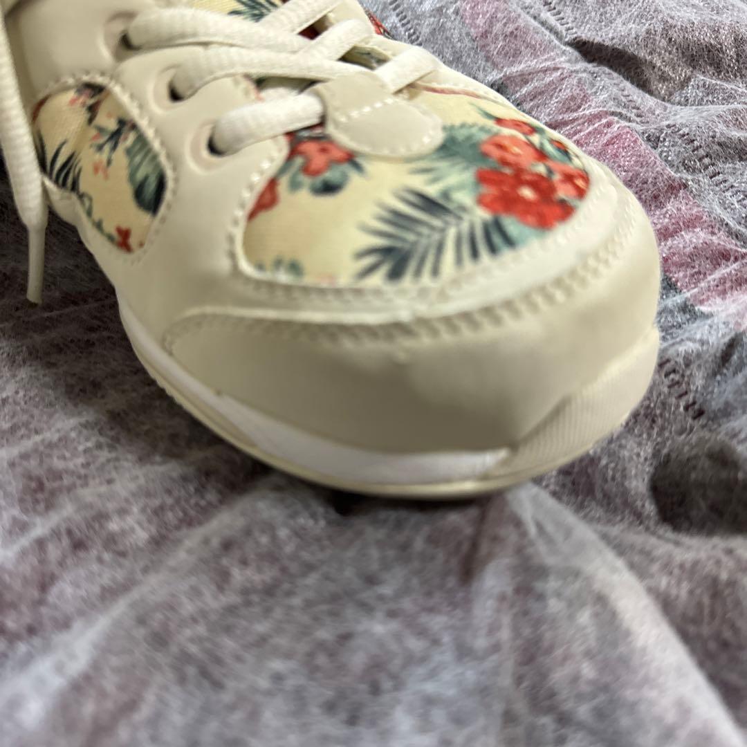 RYKA TENACIOUS 23.0センチ
