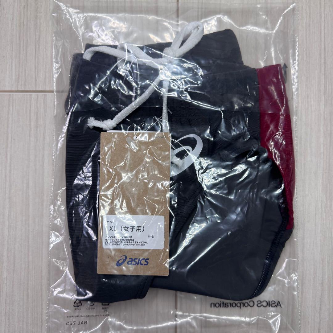 アシックス　女子陸上レーシングショーツ　XLサイズ　ダークグレー×エンジ　新品