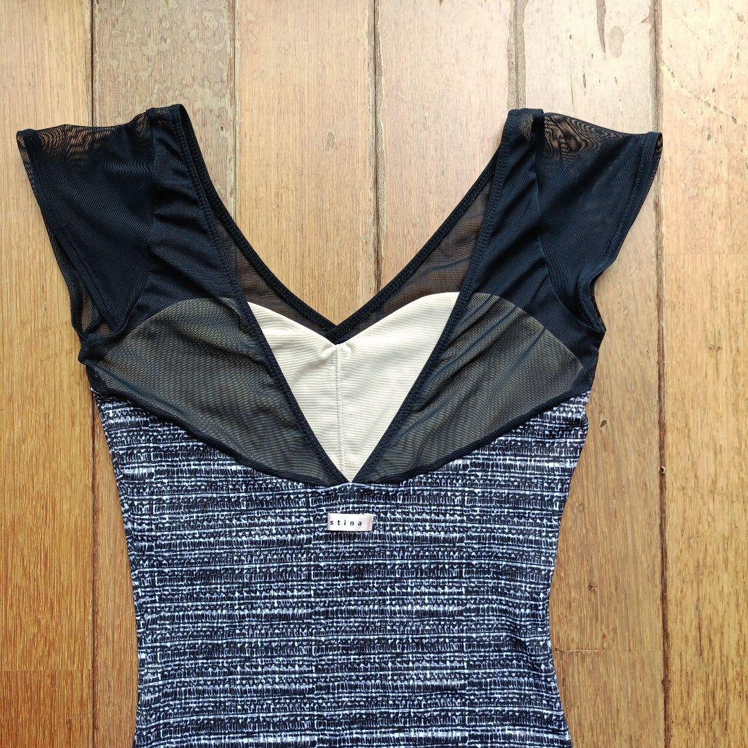 stina 、black tweedレオタード