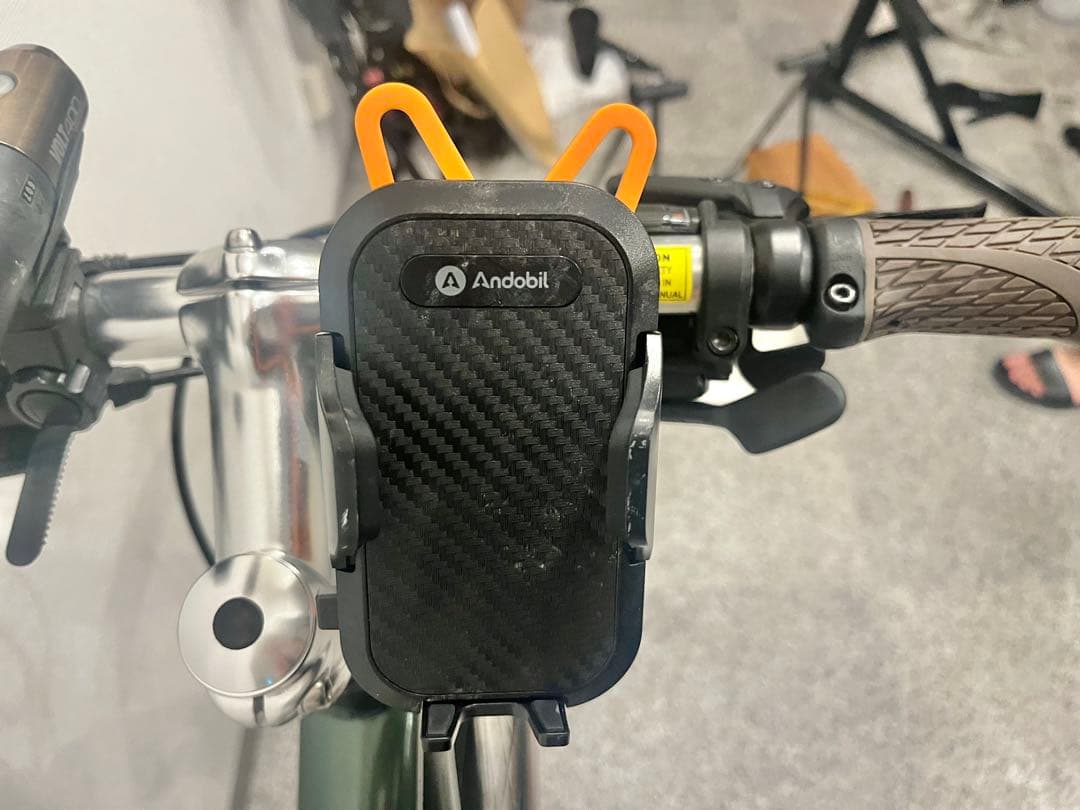 CHII GIANT ESCAPE R DISC LTD クロスバイク