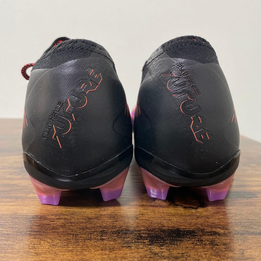 プーマ　フューチャー 8 アルティメット LOW FG　27cm　黒/紫　箱無し
