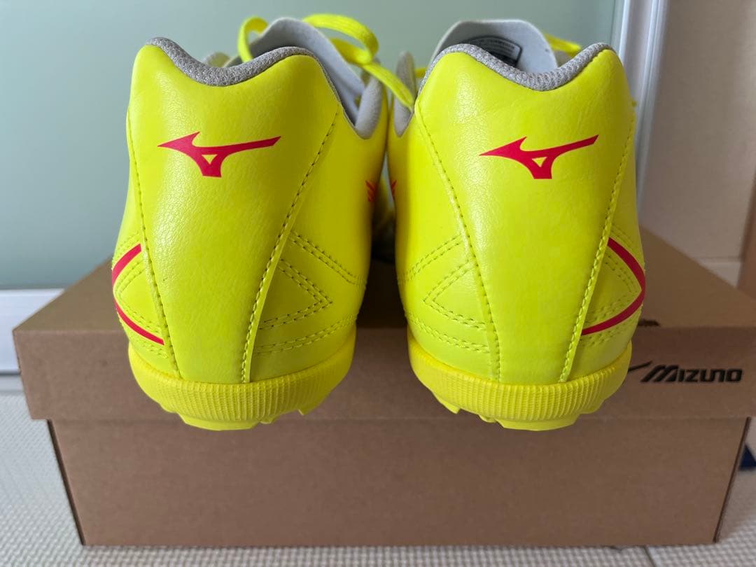Mizuno モナルシーダNeo フットサルシューズ イエロー
