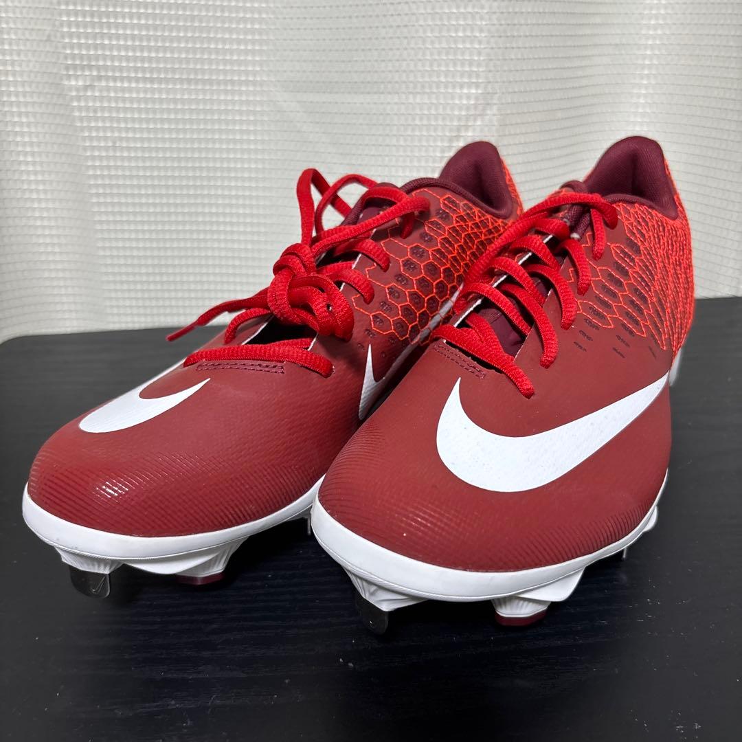 Nike レッド スパイクシューズ　25.5cm 準新品　箱無し