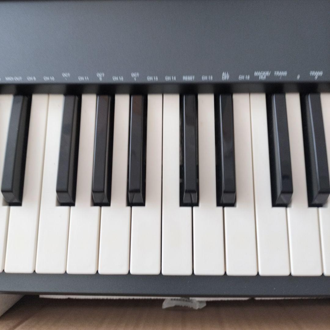 M-AUDIO Keystation 88 本体とキーボード台のセット