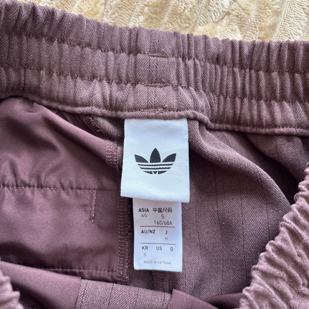 adidas ブラウン ジャージパンツ atmos