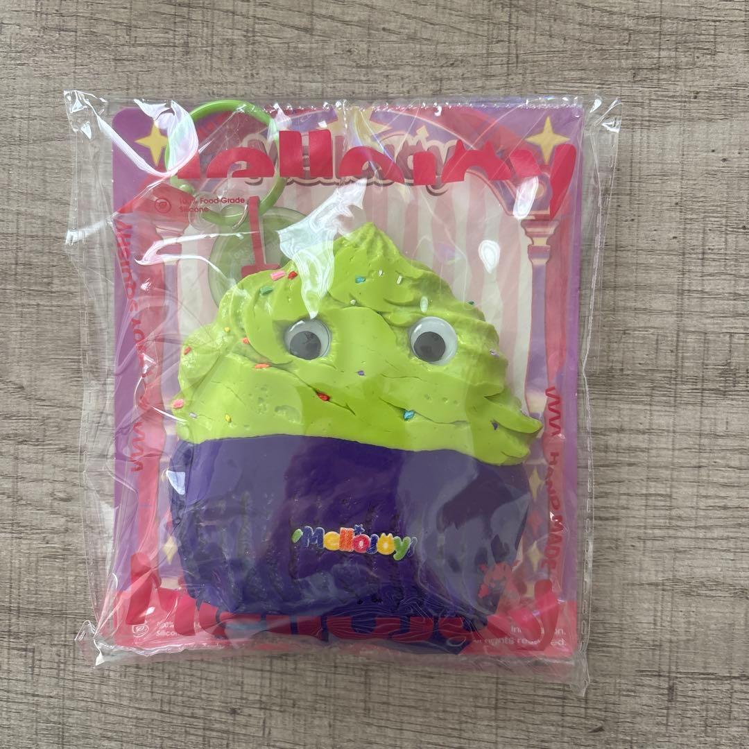 Mellojoy カップケーキか？ エイリアン