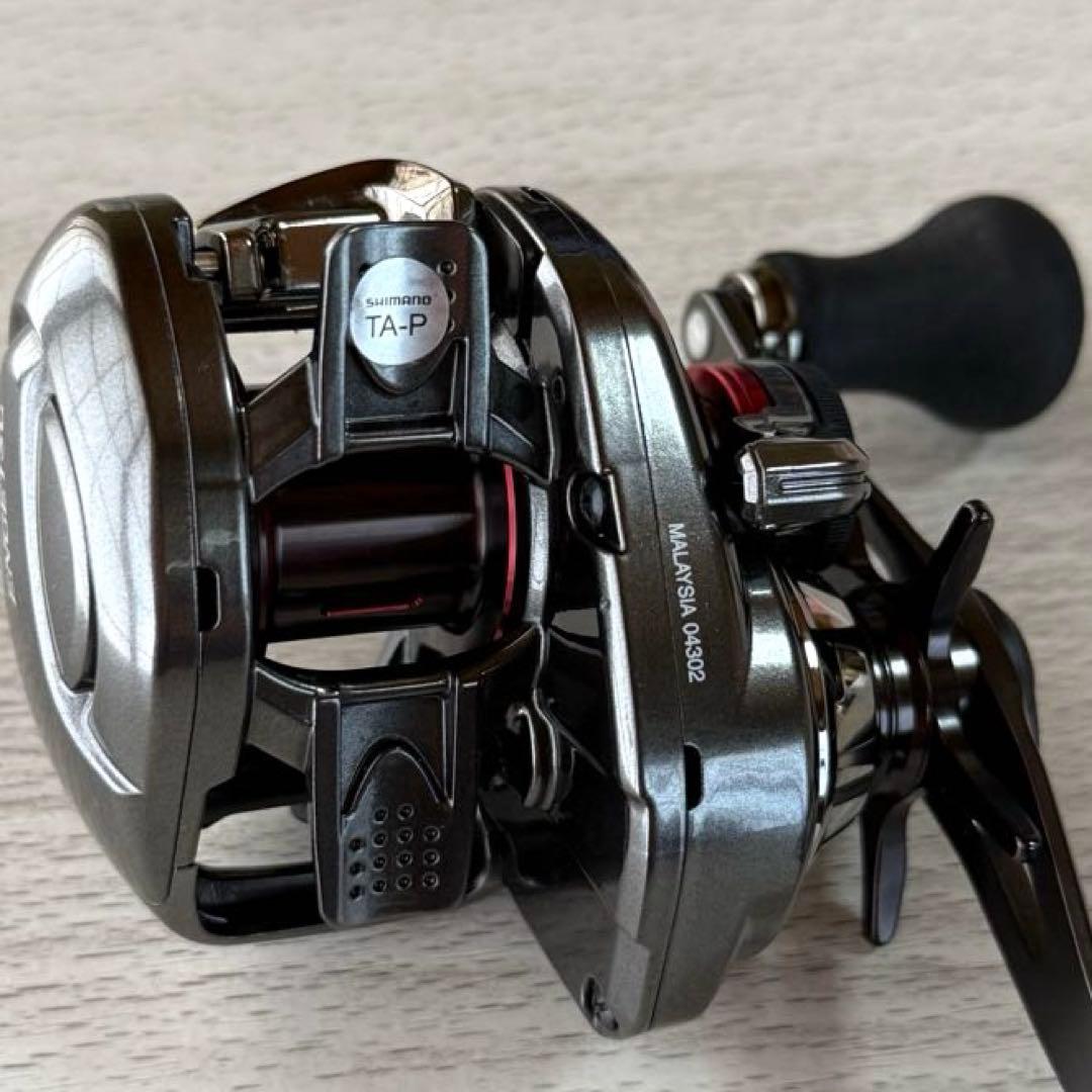 SHIMANO 21 ENGETSU 100HG リール
