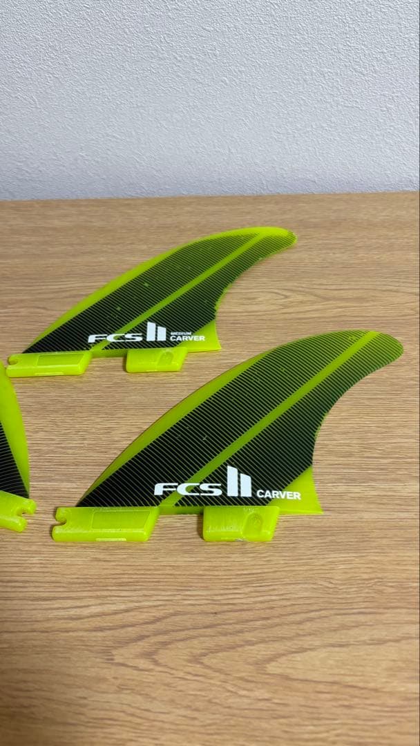 翌日発送可！再値下げ！FCS II CARVER サーフボードフィン M