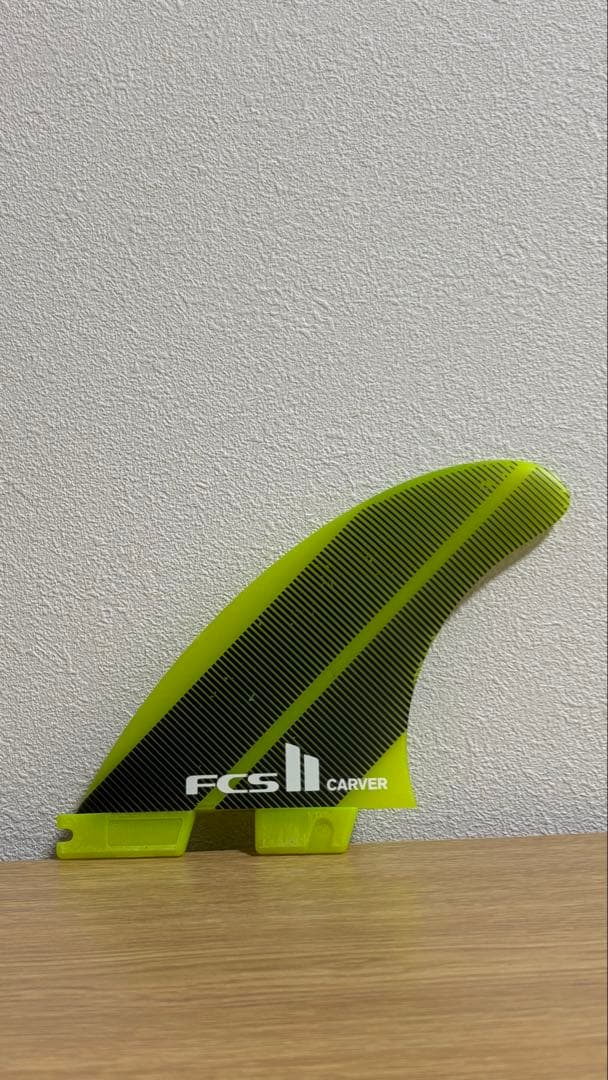 翌日発送可！再値下げ！FCS II CARVER サーフボードフィン M