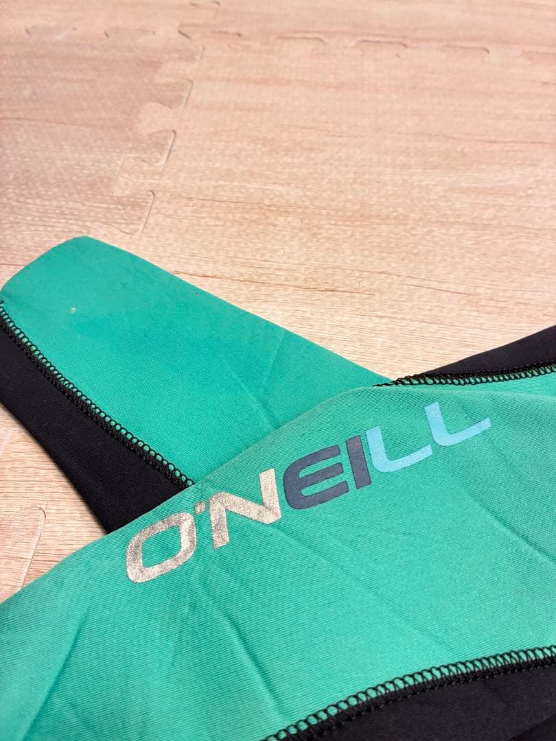【新品タグ付き】O’NEILL オニール レディース デザインウェットスーツ 4