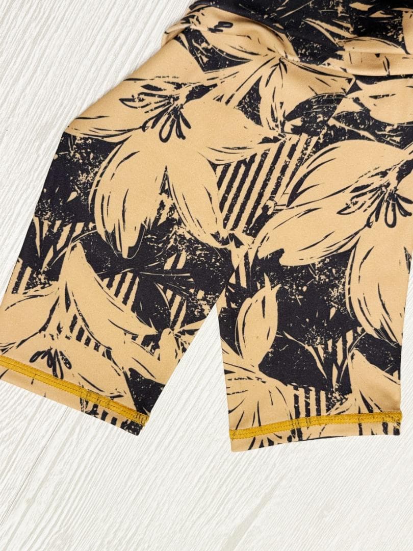 【美品】SUKALA ヨガウェア 上下セット WEB限定カラー　Sサイズ