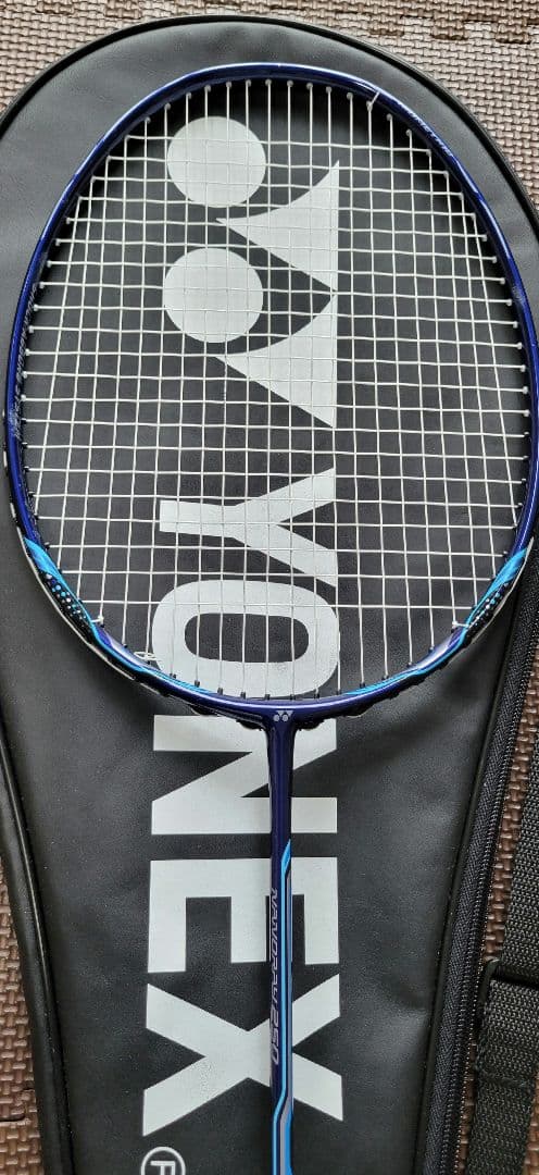 【美品】YONEX NANORAY 250 バトミントン