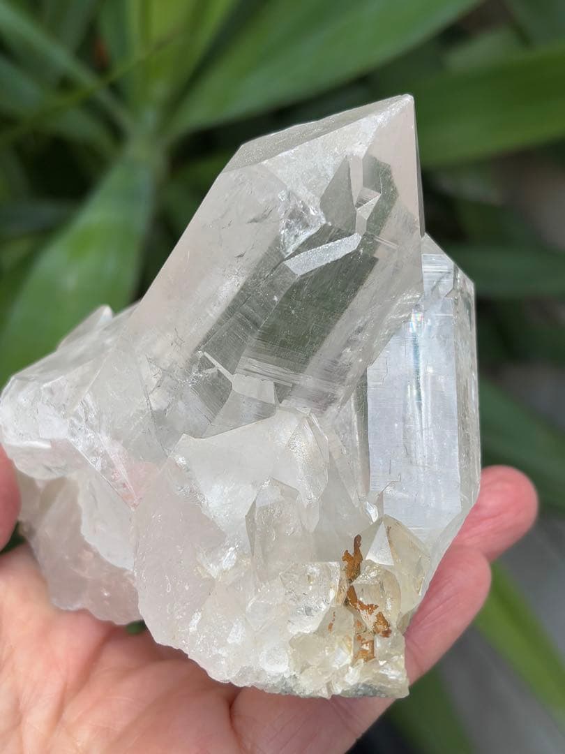 インド　マニハール水晶クラスター　636g クローライト　透明度　ヒマラヤ水晶