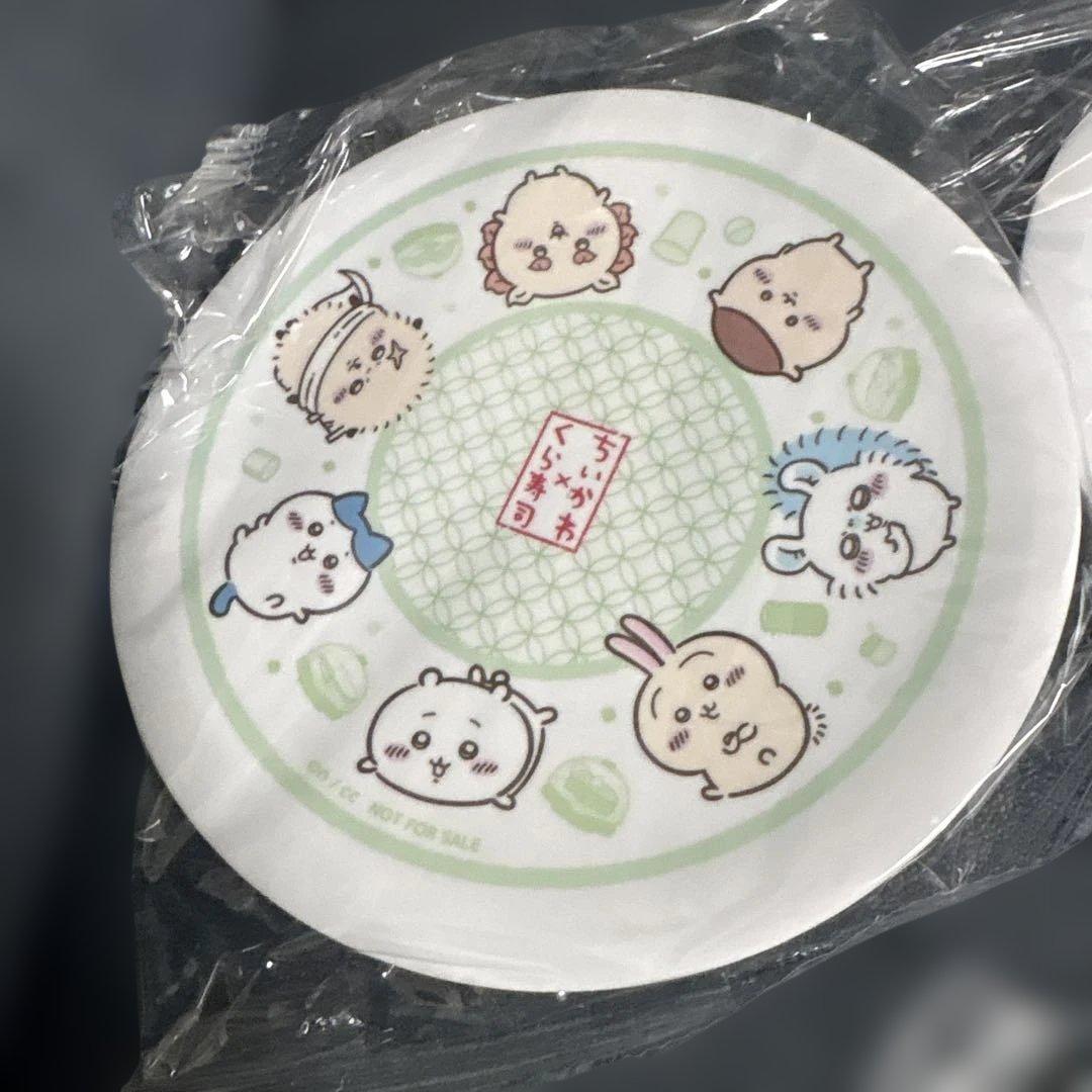ちいかわ✖️くら寿司　お皿4枚セットコンプリート　マグネット　フィギュア　缶バッチ